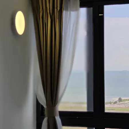 Trevor Bathtub Imperio Residence Seaview Jonker5Min Malacca Exterior photo