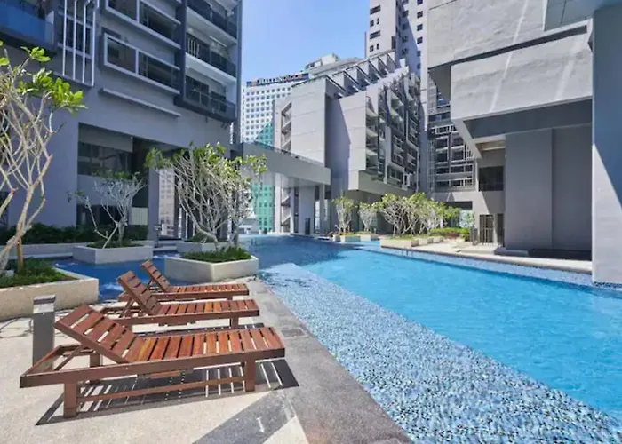 Trevor Bathtub Imperio Residence Seaview Jonker5Min