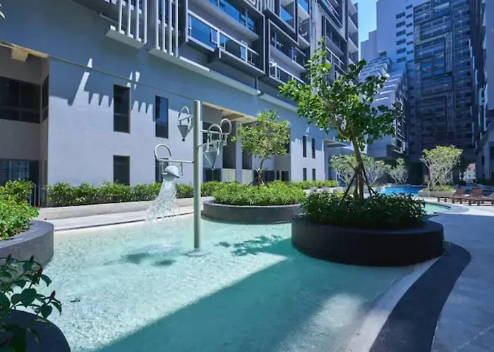 Trevor Bathtub Imperio Residence Seaview Jonker5Min