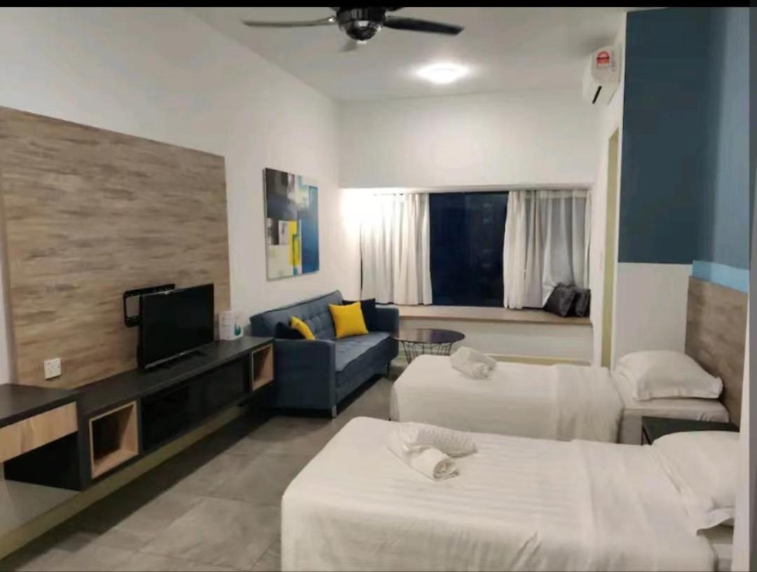 Trevor Bathtub Imperio Seaview Jonker5min * Malacca